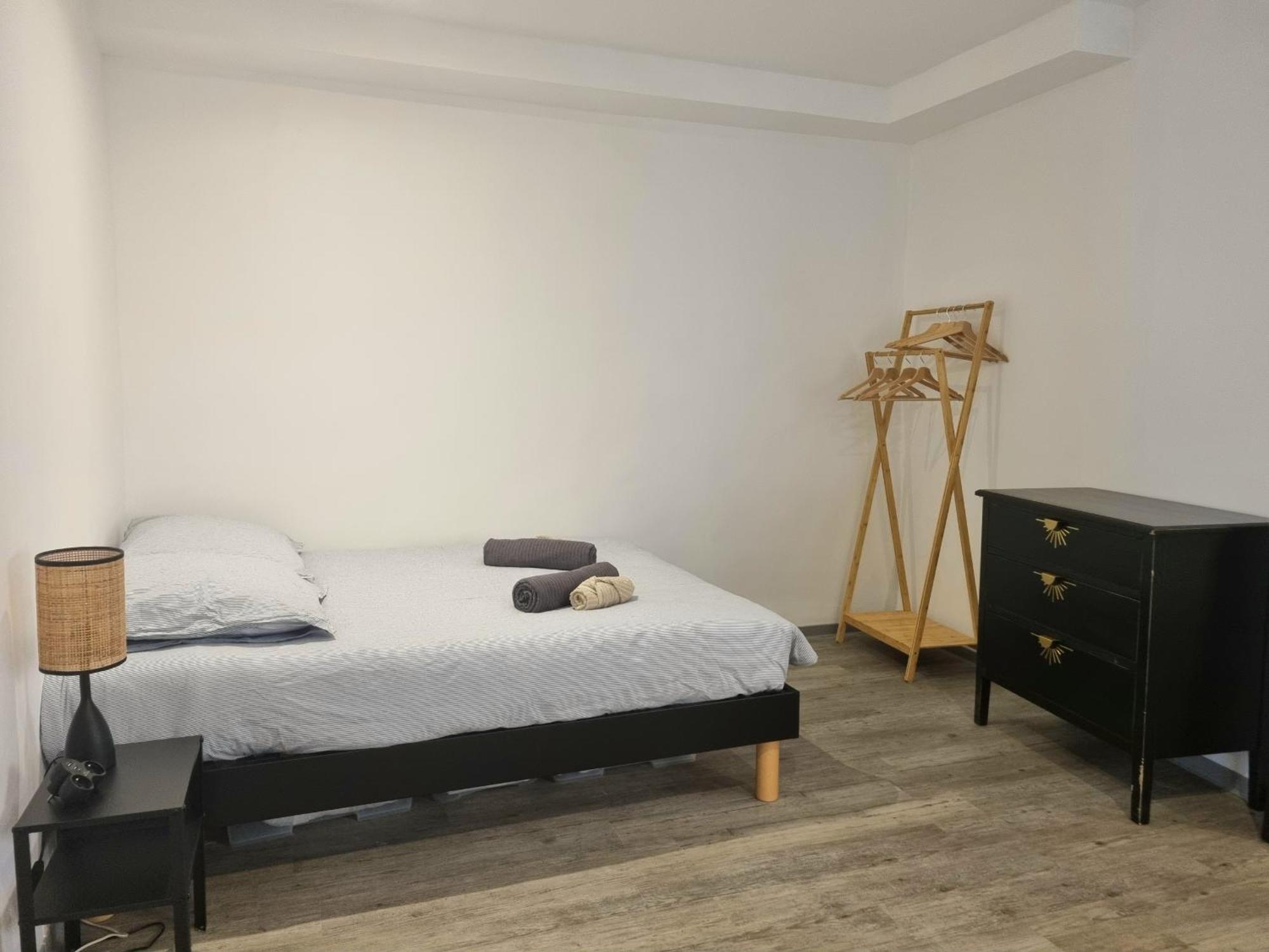Renovated 2-room In Historic Center Appartement *
